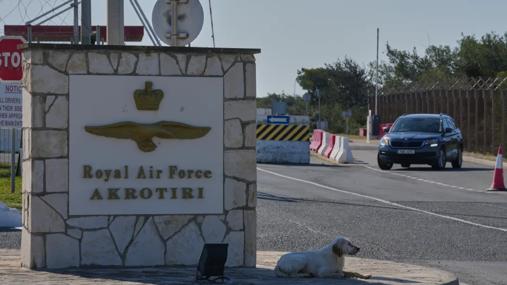 η βρετανική αεροπορική βάση στο Ακρωτήρι της Κύπρου 