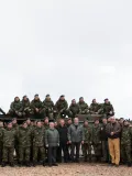 13 Δεκεμβρίου 2013. Αβραμόπουλος, Τέρενς Κουίκ και λοιπές πατριωτικές δυνάμεις εγκαινιάζουν στην Κρήτη την πρώτη βολή των αμαρτωλών S-300