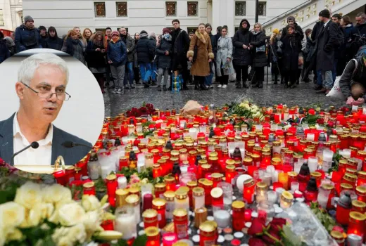 Κώστας Τσίβος, επίκουρος καθηγητής Νεοελληνικών Σπουδών στο Πανεπιστήμιο Καρόλου της Πράγας
