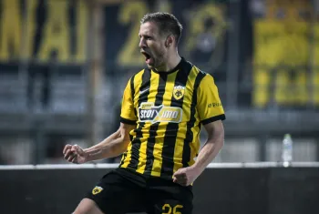 Aek_1020