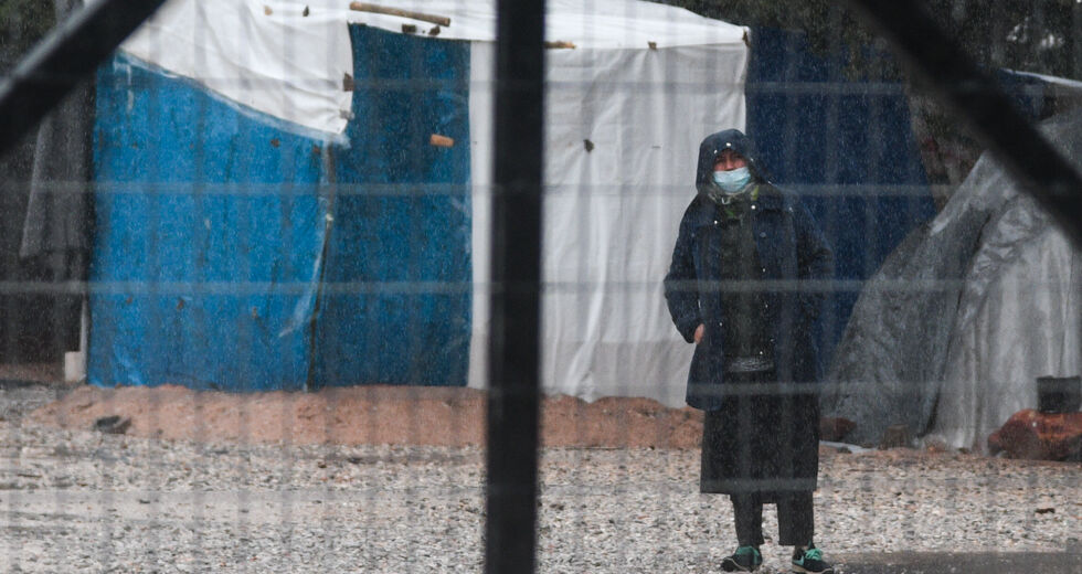 Με ημίμετρα η προστασία των προσφύγων από τον κορονοϊό
