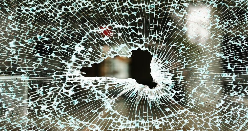 Μικρό πλιάτσικο, μεγάλο πλιάτσικο