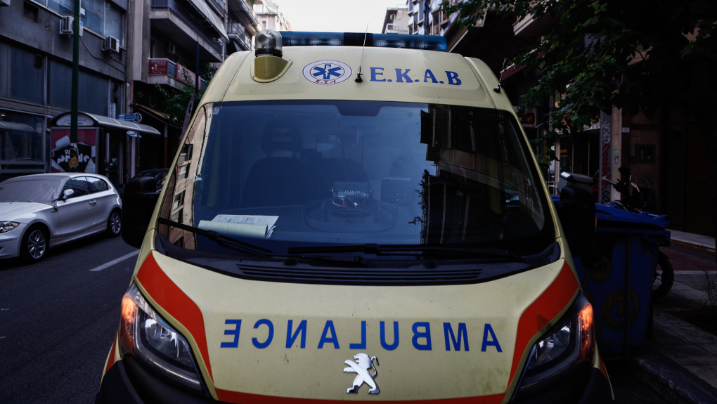 Σοβαρά τροχαία στην Αττική ξημερώματα των Χριστουγέννων: δύο νέοι νεκροί, δύο βαριά τραυματίες | ΕΦΣΥΝ