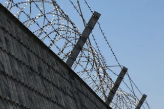 670 στόματα ερμητικά κλειστά