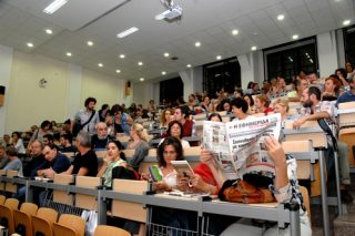 Από τον καταναλωτισμό στην αυτοδιαχείριση