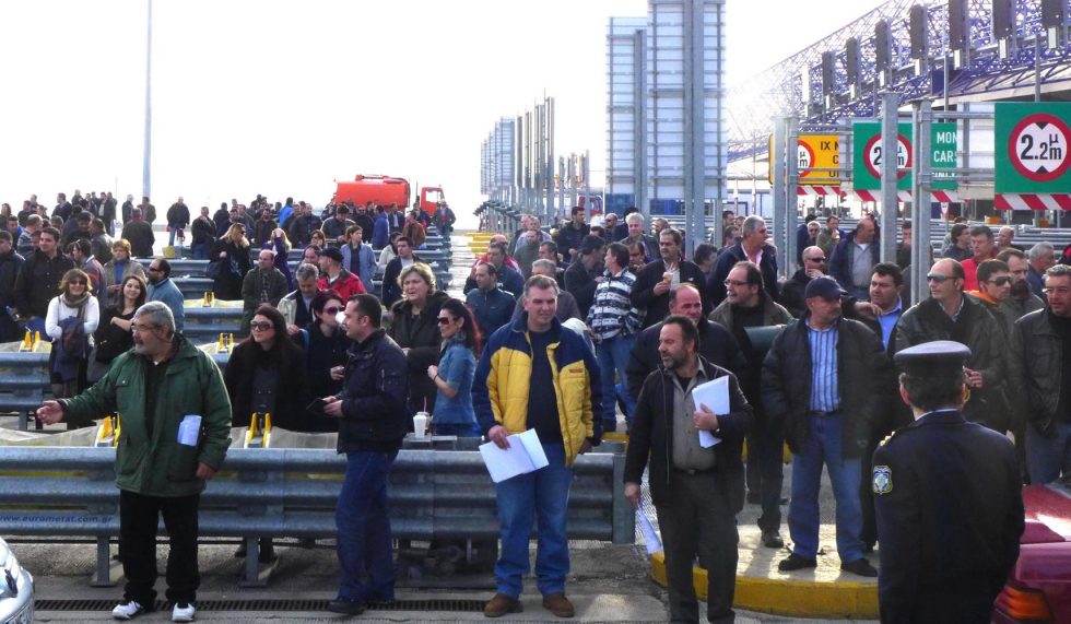 3 πυραυλάκατοι, 600 εργαζόμενοι και ένας… φίλος