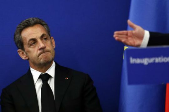 Σαρκοζί σε ολισθηρό έδαφος