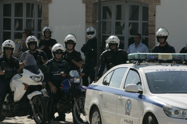 Ποιος του έκλεισε ραντεβού;