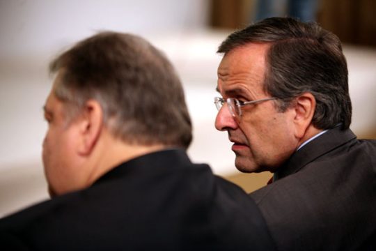 Ζητούνται… δεκανίκια
