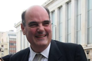 «Κούρεμα» εισακτέων με αγαθές προθέσεις