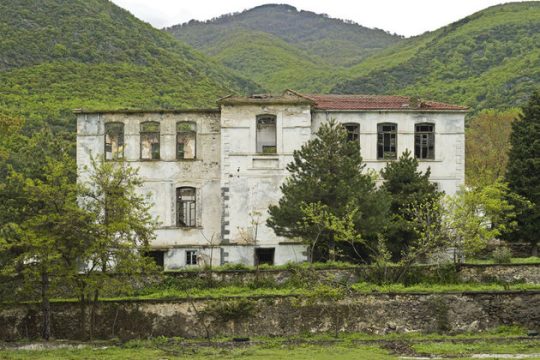 Σχολεία-φαντάσματα που λένε ιστορίες