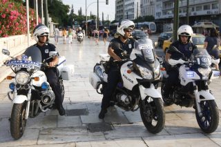 Κάλεσες το «100»; Συλλαμβάνεσαι!