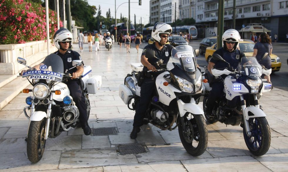 Κάλεσες το «100»; Συλλαμβάνεσαι!
