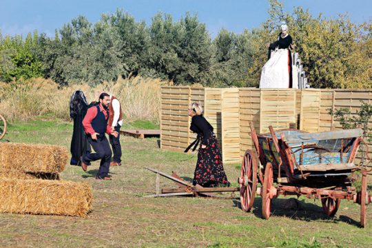 Στο φως του αρχαίου θεάτρου Σικυώνας