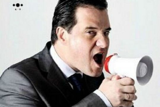 Οργισμένος Άδωνις με την τρόικα – δεν ψηφίζει τον ΦΠΑ για τα βιβλία!