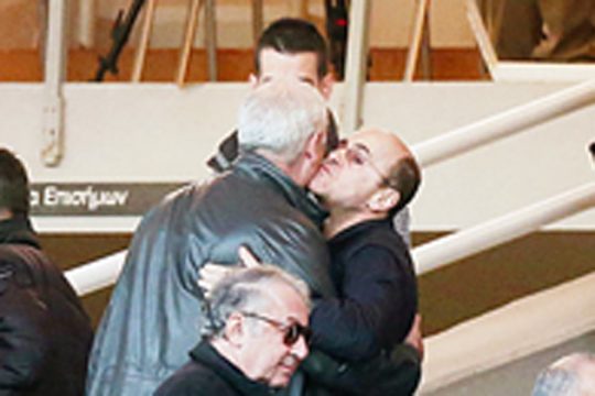 Υπερβολές με στόχευση…