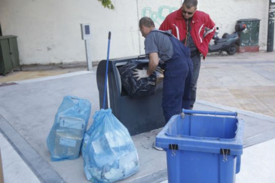 «Μυρίζει» πολιτική παρέμβαση το θέμα των απορριμμάτων