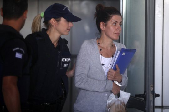 Εκτός φυλακής η Αρετή Τσοχατζοπούλου, απορρίφθηκε η αίτηση της Βίκυς Σταμάτη