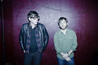 Στην ουρά για τους Black Keys