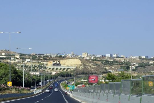 Δεν είναι BOAK, είναι κροταλίας και καταπίνει οδηγούς