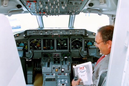 Πλήρωσαν περισσότερα σε 29 CEO απ’ ό,τι σε φόρους