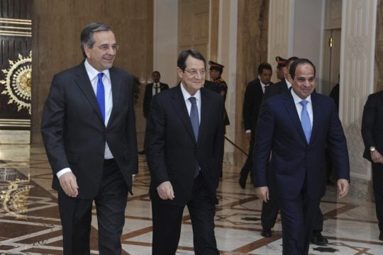 Πώς αποτύπωσε ο αιγυπτιακός Τύπος την τριμερή διάσκεψη
