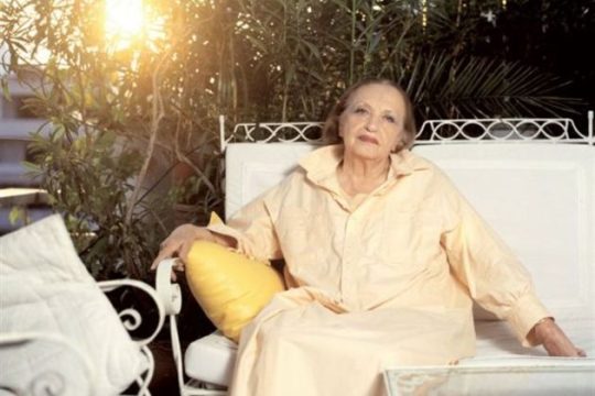 Εφυγε η πρώτη Ελληνίδα ενδυματολόγος