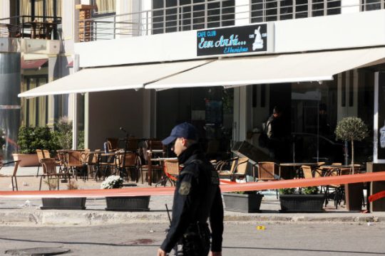 «Γάζωσε» νυχτερινό μαγαζί στο Μικρολίμανο