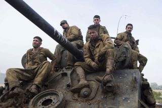 Εγκλωβισμένοι στη ρουτίνα της βίας