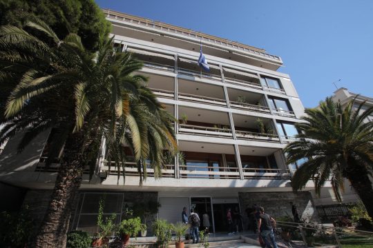 Για απόδοση ούτε λέξη