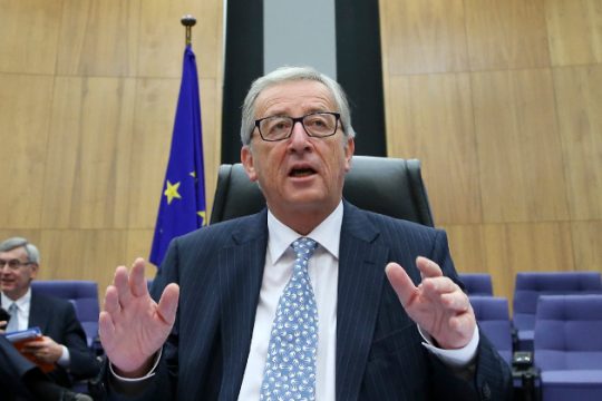 Αναζητά τις φοροελαφρύνσεις που τόσα χρόνια έδινε ο Γιούνκερ