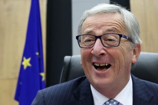 Πρόταση μομφής κατά του Γιούνκερ θέλει να καταθέσει η GUE/NGL