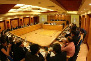 Μέτωπο της Αυτοδιοίκησης κατά του προϋπολογισμού