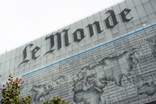 Από το χαρτί στο δίκτυο και πίσω πάλι