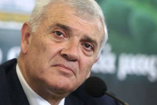 «Καταθέτει» στον κόσμο ο Μελισσανίδης