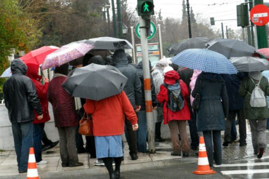 Στον Γαλατά ψιλή βροχή και στα Ταταύλα μπόρα