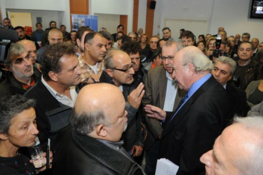 Εγκρίθηκε ο «Φιλικός Διακανονισμός» ΟΛΠ-Cosco εν μέσω έντονων αντιδράσεων
