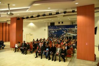 Μπλόκαραν τη Γ.Σ. των μετόχων του ΟΛΠ οι εργαζόμενοι