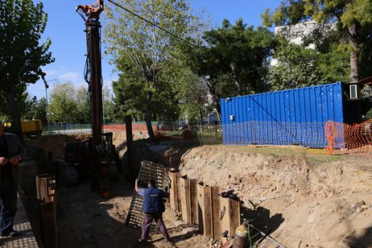 Πικροδάφνη μόνο στο όνομα