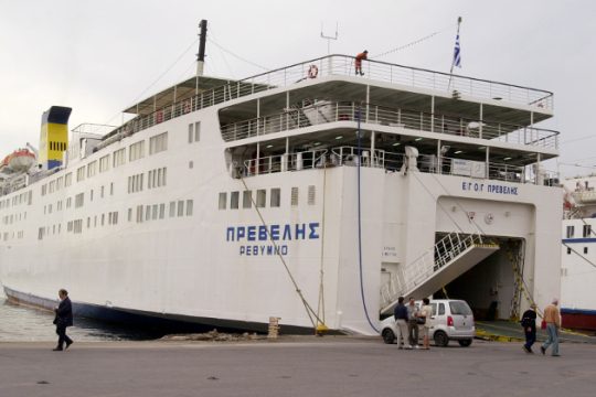 Δεμένο στη Ρόδο το «Πρέβελης» λόγω μεταφοράς της Γενικής Γραμματείας Αιγαίου