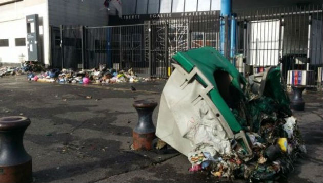 Συμβαίνει και εν Παρισίοις