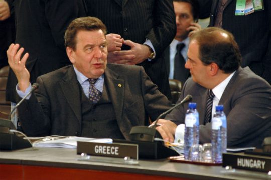 «Πρόωρη η ένταξη της Ελλάδας στην ευρωζώνη»