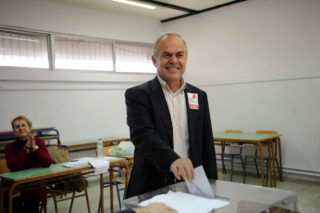 Σταμέλος και… αποχή νικητές στην Καισαριανή