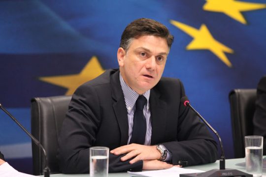 Ο «πόλεμος» καλά κρατεί στο ΠΑΣΟΚ