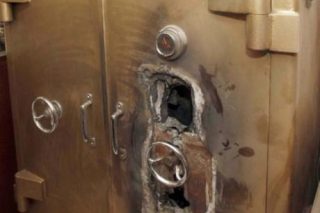 Χάθηκαν «μικροί θησαυροί» από θυρίδες