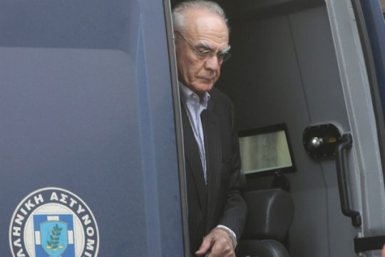 Έντονη λογομαχία Τσοχατζόπουλου – Ζήγρα στο δικαστήριο