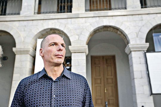 «Η τρόικα κρατά κάποια “δώρα” για την επόμενη κυβέρνηση»