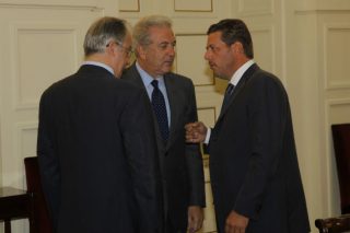 Συνάντηση Αβραμόπουλου-Βαρβιτσιώτη για το φαινόμενο της εισόδου μεταναστών στη χώρα
