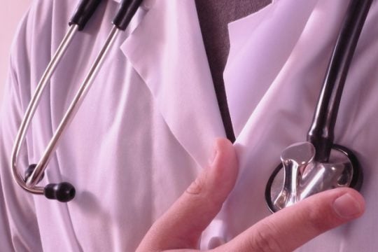 Πιο «ευαίσθητη» η γυναικεία καρδιά σε προβληματικούς γάμους