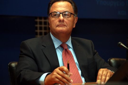 «Eκλογή Προέδρου, αναθεώρηση Συντάγματος και εκλογές το 2015»